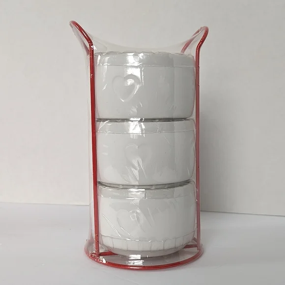 Target Bullseye Playground White Ceramic Set Stacking Mini Snack Bowls  w/Heart